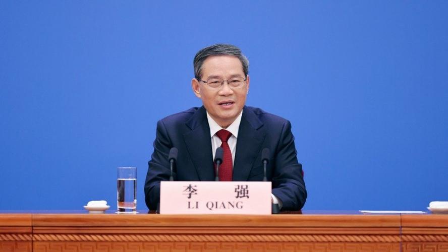 李强在政府工作报告中谈港澳台工作