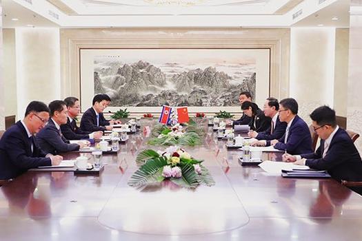 中法举行外交政策磋商
