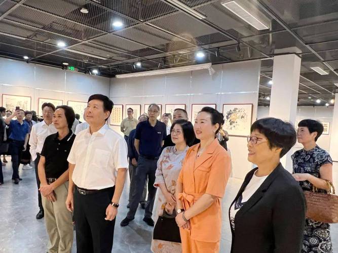 北京市政协庆祝人民政协成立75周年书画展举办