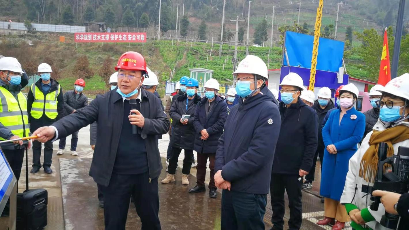 国务院安委会组织检查组对各地建筑工地进行安全检查