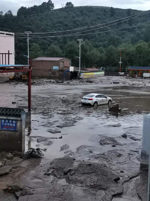 青海大通山洪灾害已致18人遇难,23人获救,仍有13人失联